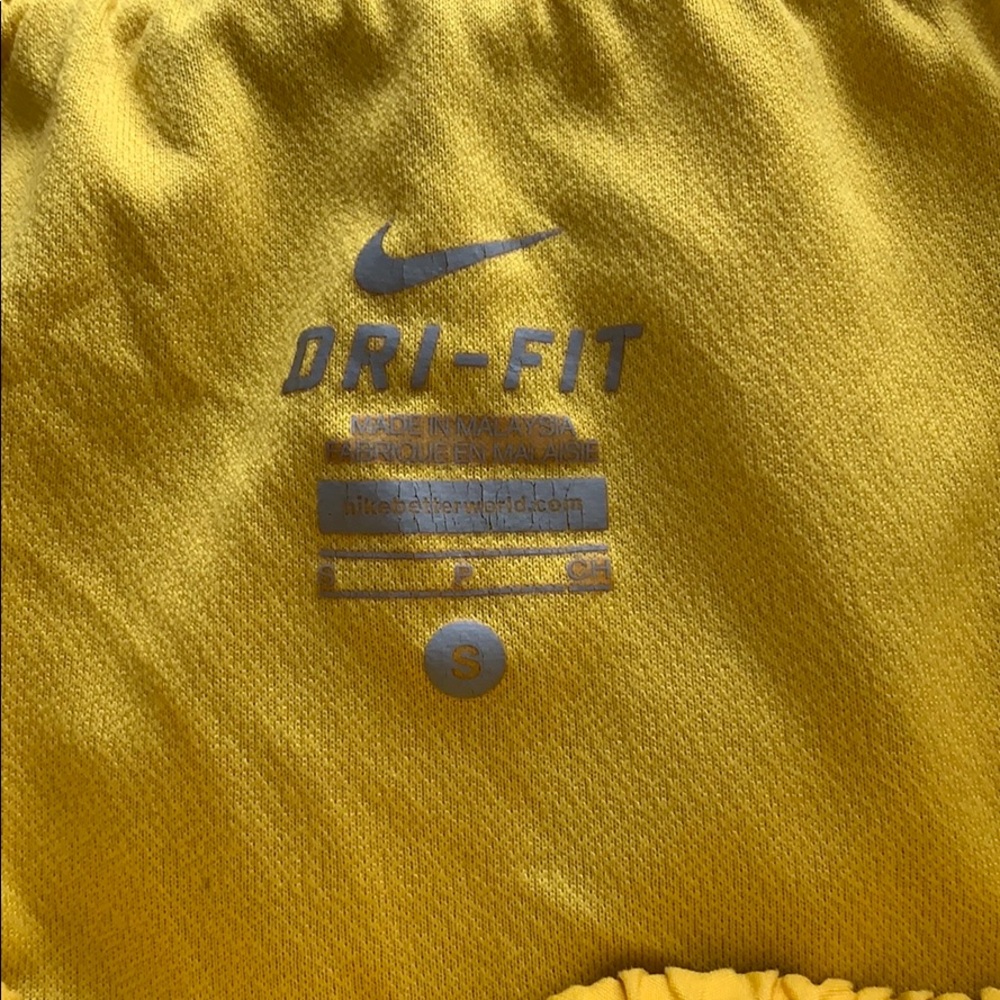 NIKE RUNNING SHORTS - Picture 3 of 3